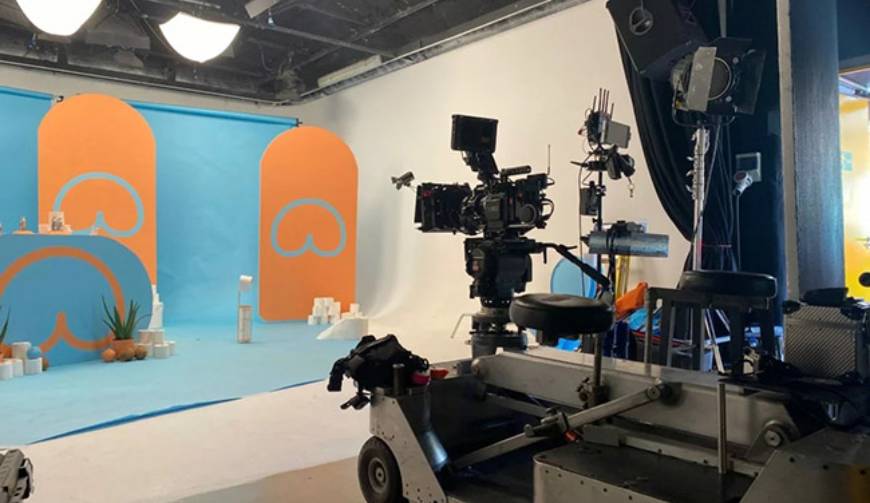 新丰县极致互动，品质至上，树立行业标杆的产品宣传视频